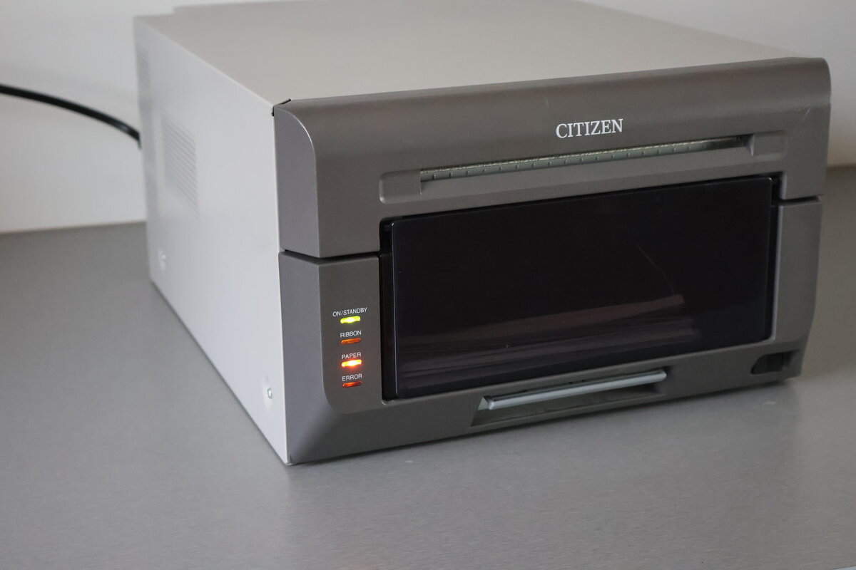 Citizen CX Drucker mit leuchtenden RIBBON- und PAPER-Warn-LEDs